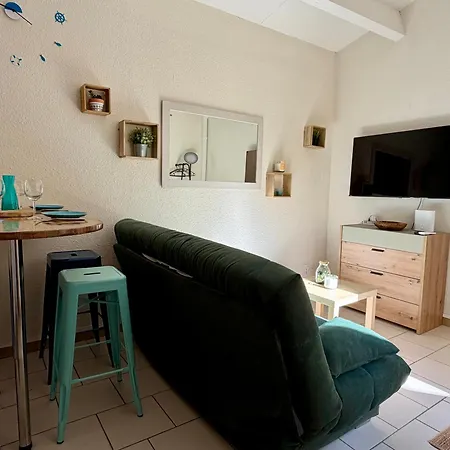 2 à 4 Personnes Clim Wifi Terrasse Parking *