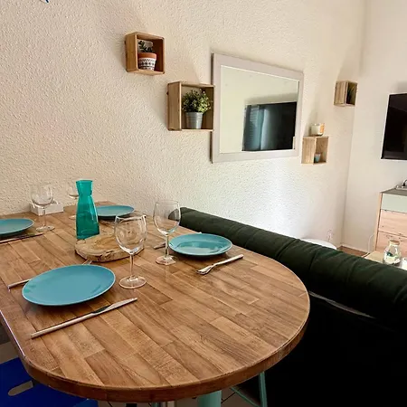 2 à 4 Personnes Clim Wifi Terrasse Parking Appartement Agde