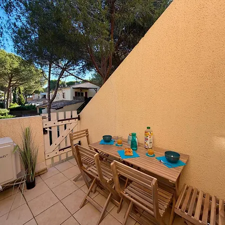 2 à 4 Personnes Clim Wifi Terrasse Parking *